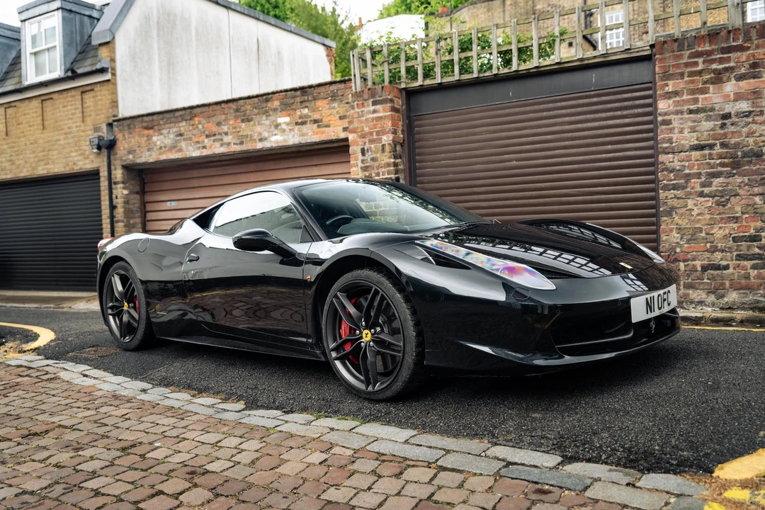 2013 Ferrari 458 Italia - Image 4 of 31