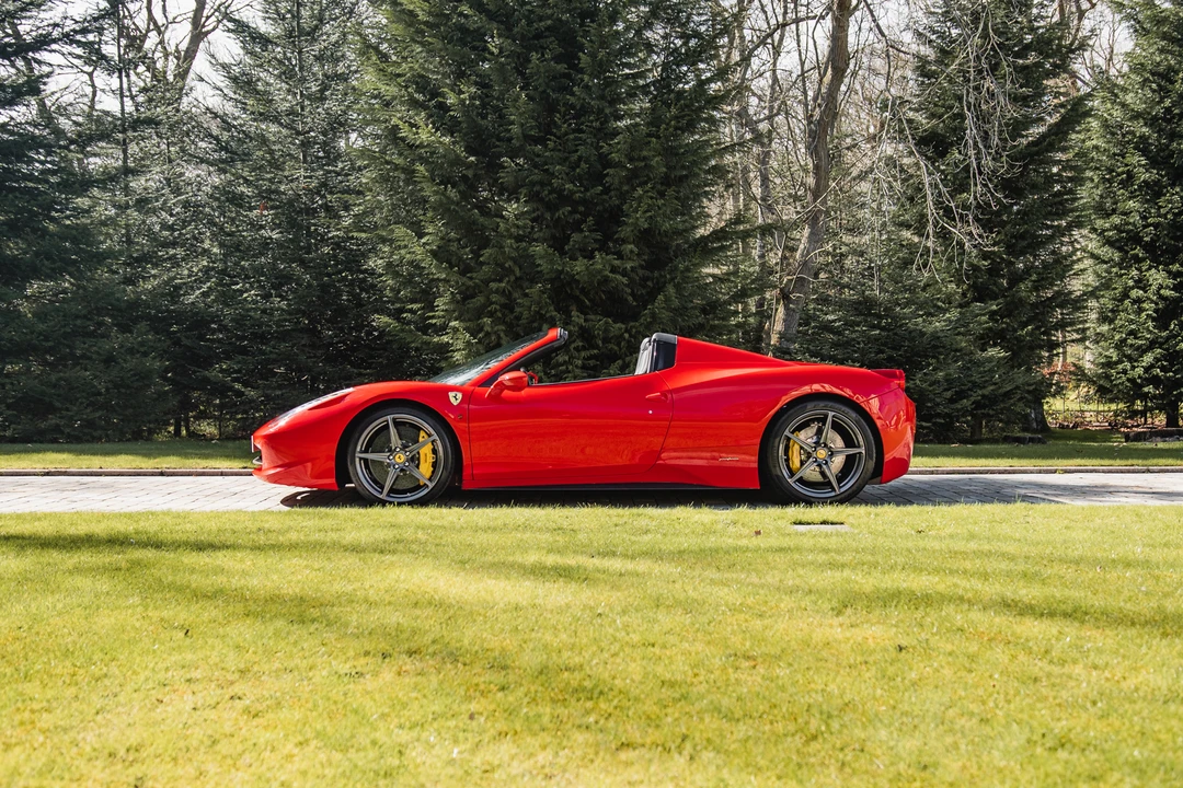 2013 Ferrari 458 Spider - Image 12 of 30