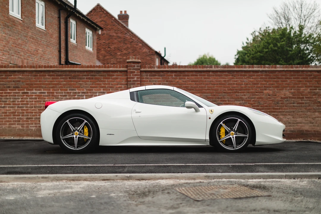 2013 Ferrari 458 Spider - Image 10 of 31