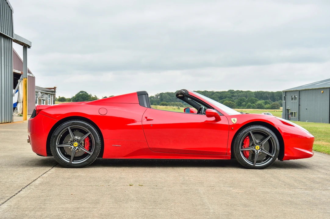 2013 Ferrari 458 Spider - Image 5 of 31