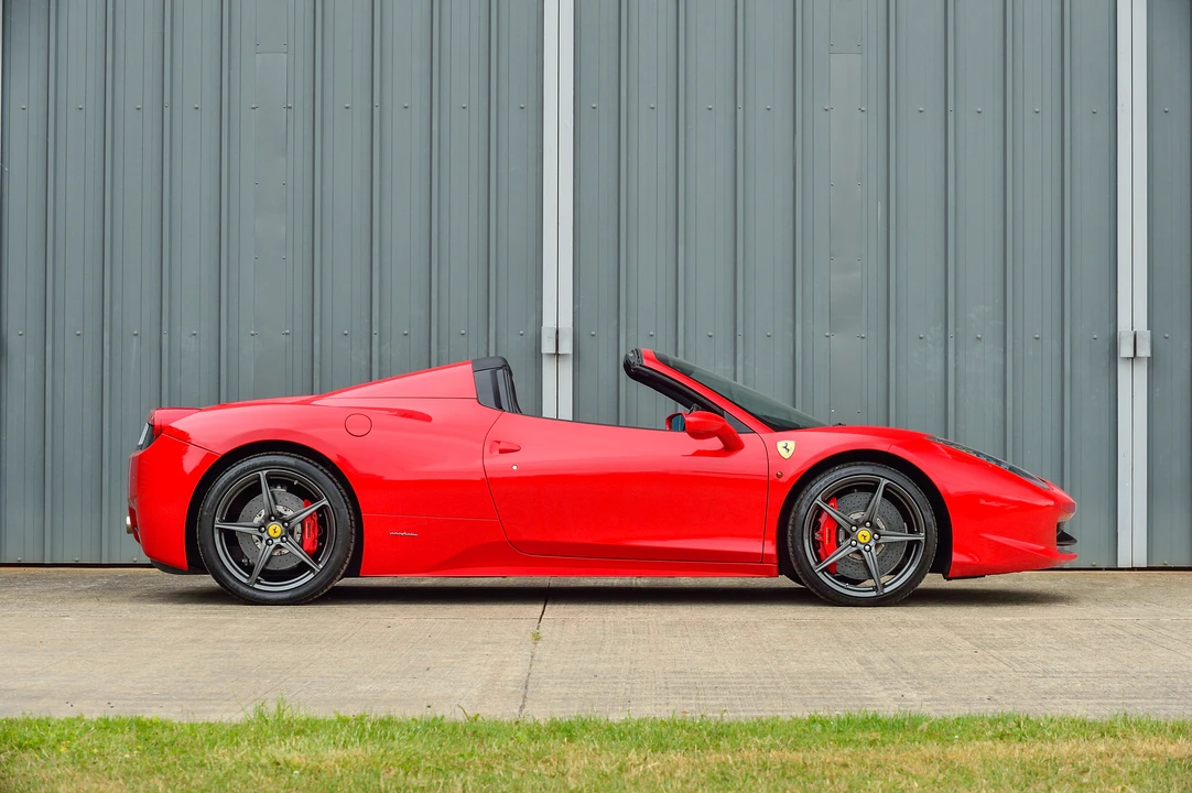 2013 Ferrari 458 Spider - Image 13 of 31