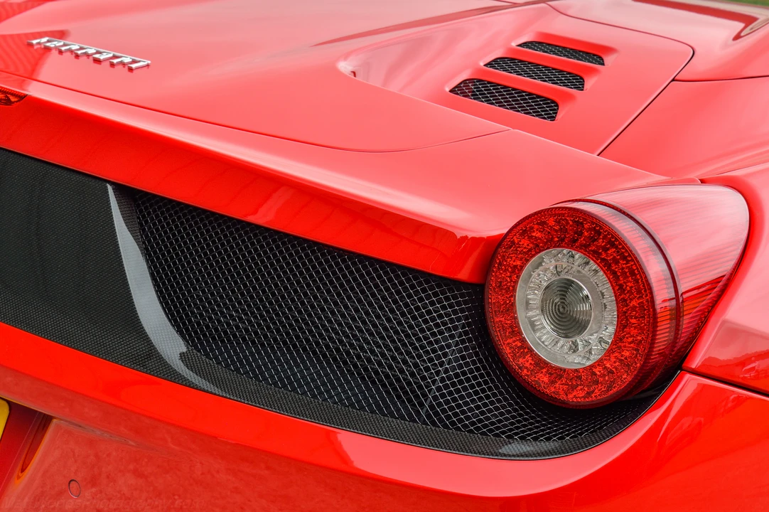 2013 Ferrari 458 Spider - Image 28 of 31