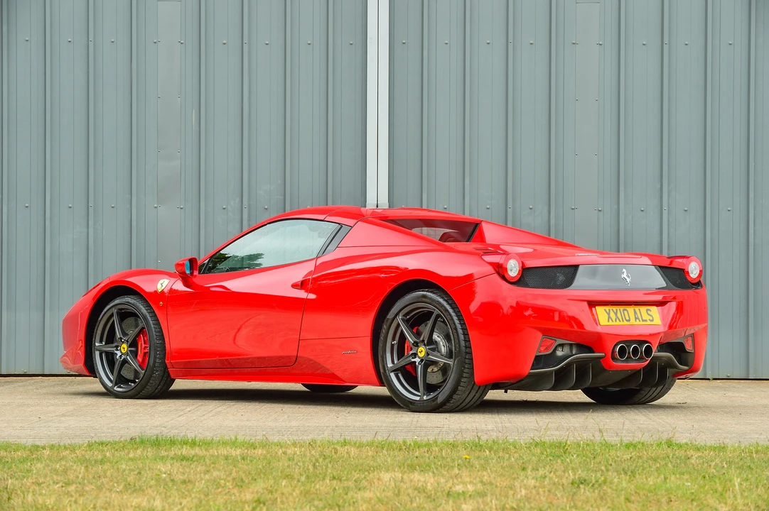 2013 Ferrari 458 Spider - Image 8 of 31