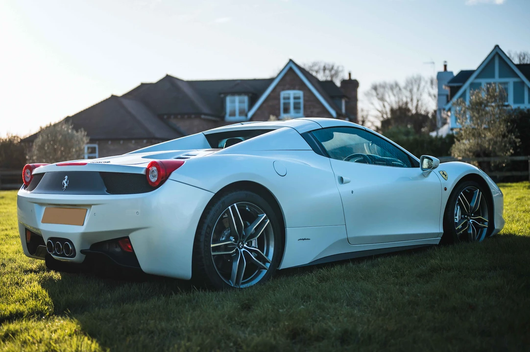 2013 Ferrari 458 Spider - Image 20 of 31