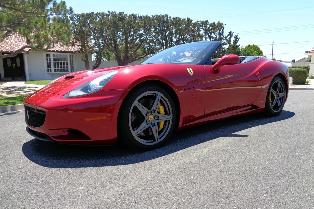 2013 Ferrari California - Image 2 of 5