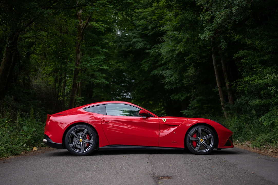 2013 Ferrari F12berlinetta - Image 8 of 31
