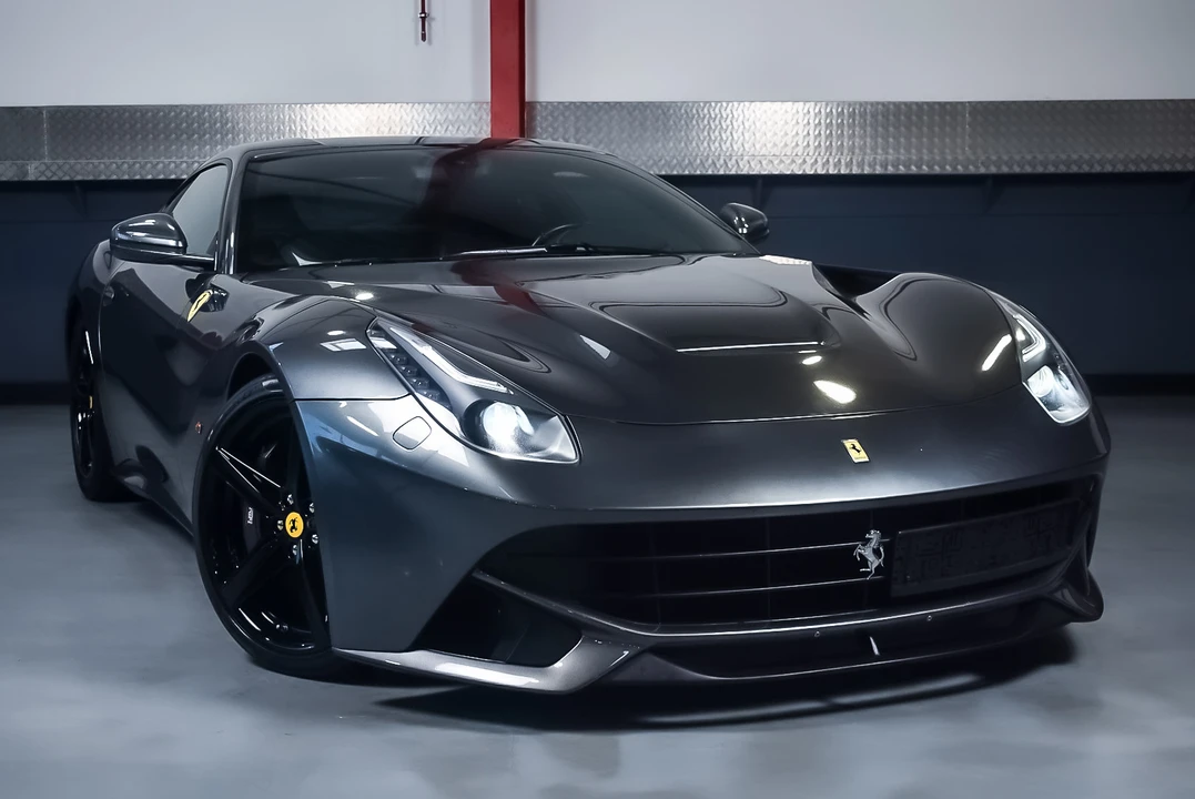 2013 Ferrari F12berlinetta - Image 3 of 31