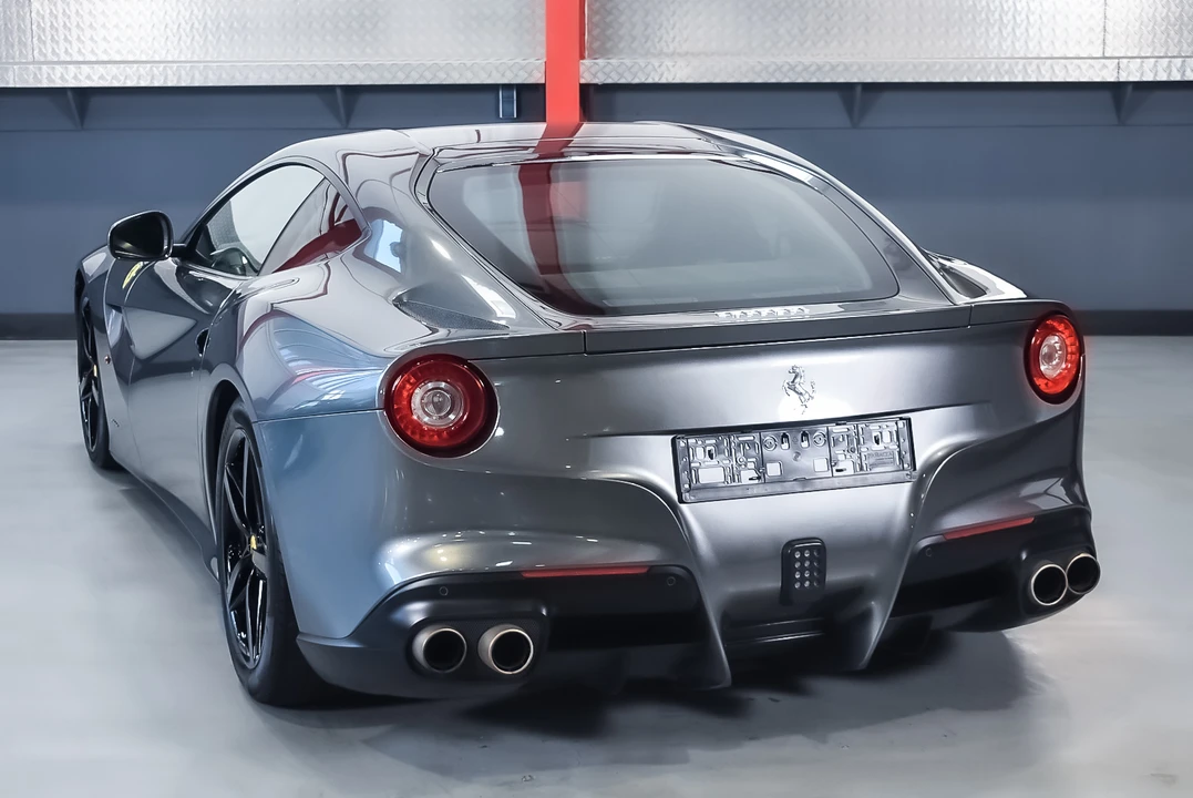 2013 Ferrari F12berlinetta - Image 17 of 31
