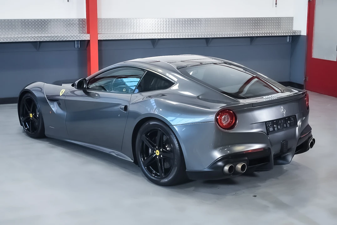 2013 Ferrari F12berlinetta - Image 7 of 31