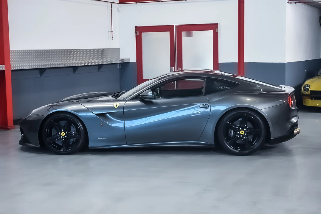2013 Ferrari F12berlinetta - Image 9 of 31