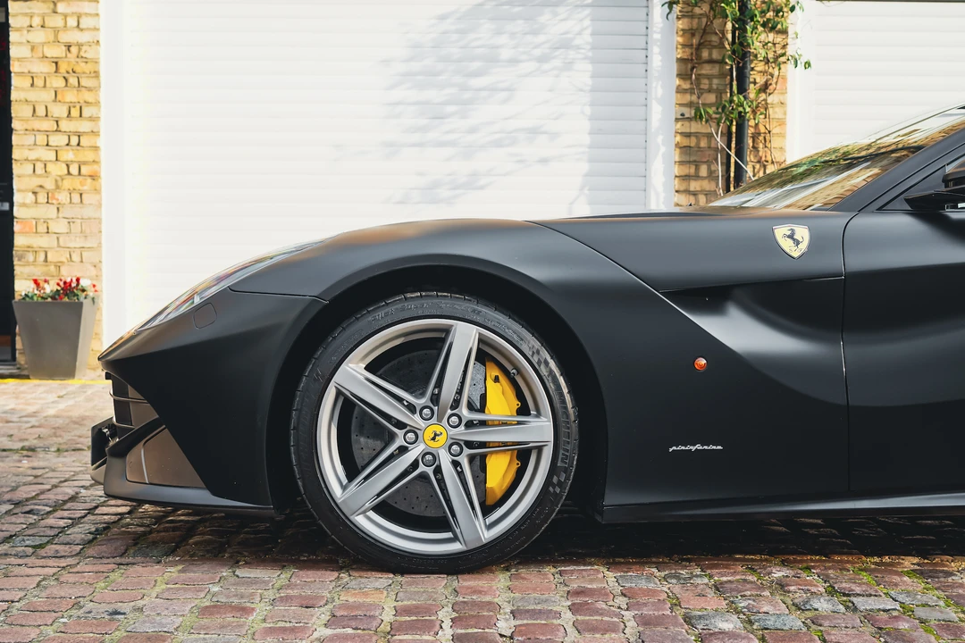 2013 Ferrari F12berlinetta - Image 14 of 31