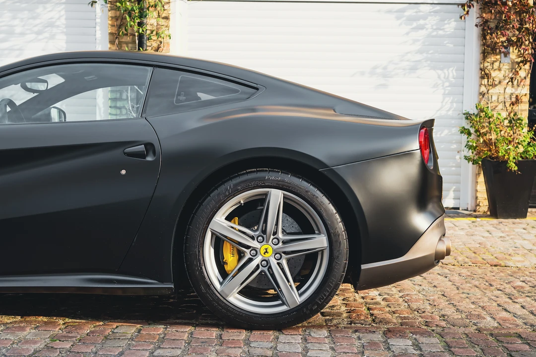 2013 Ferrari F12berlinetta - Image 15 of 31