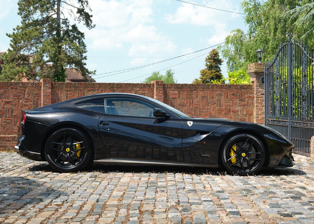 2013 Ferrari F12berlinetta - Image 9 of 31