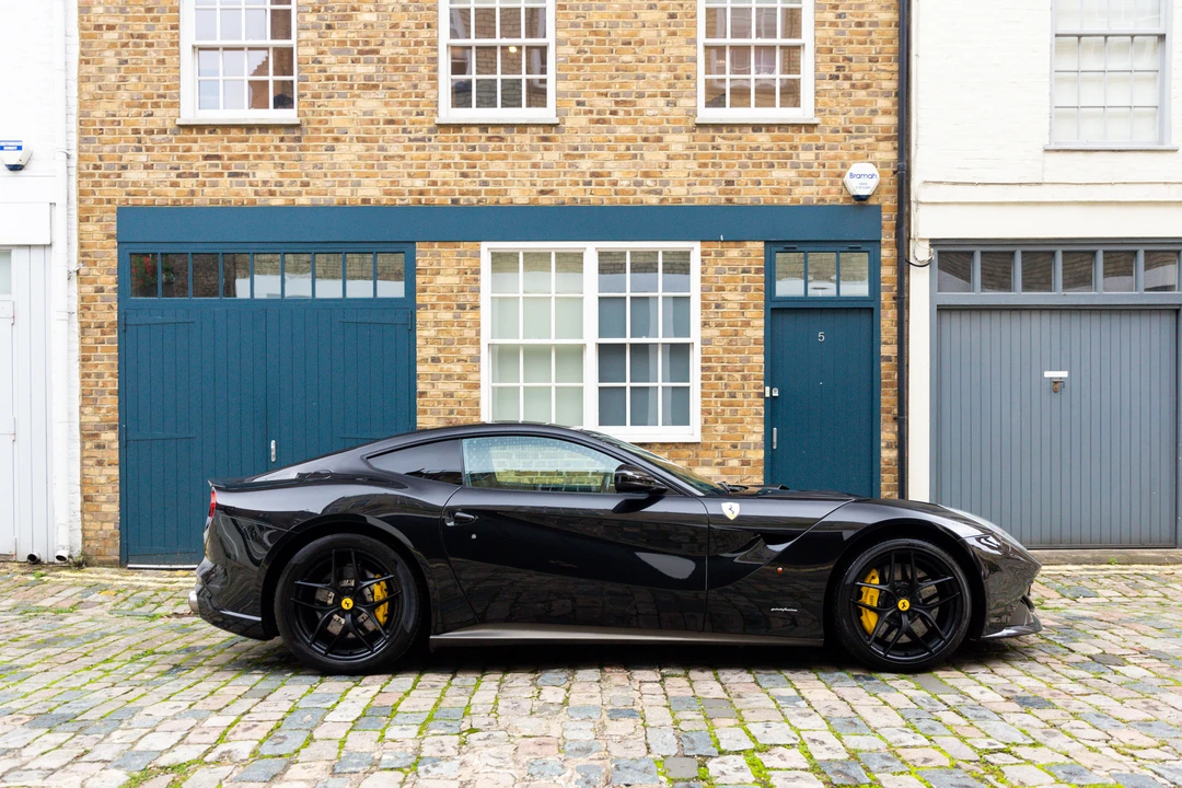 2013 Ferrari F12berlinetta - Image 9 of 31