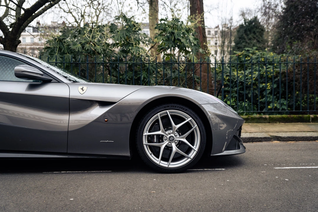 2013 Ferrari F12berlinetta - Image 28 of 31