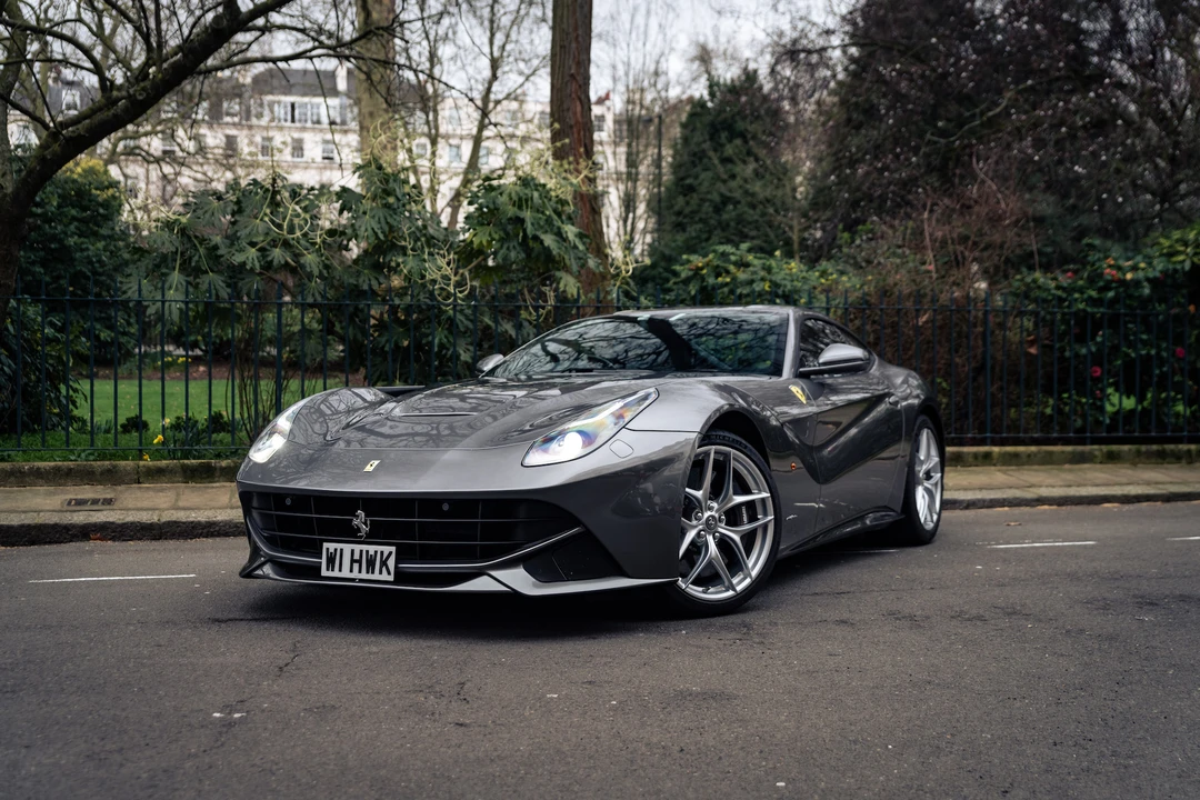 2013 Ferrari F12berlinetta - Image 3 of 31