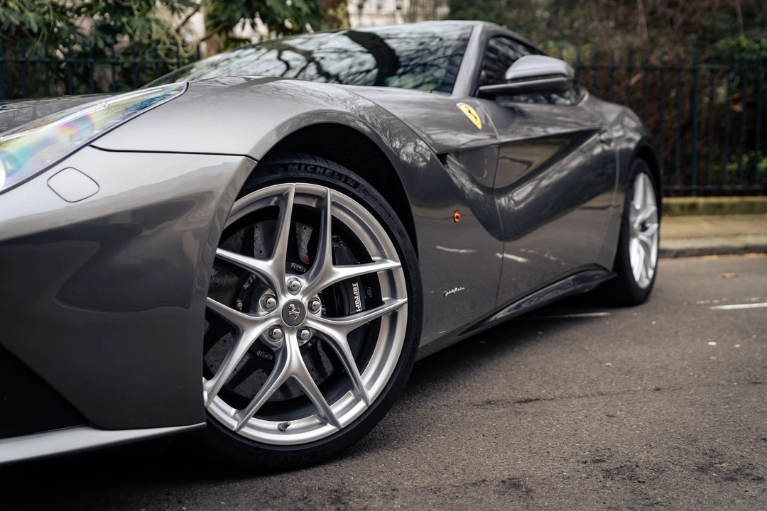 2013 Ferrari F12berlinetta - Image 6 of 31