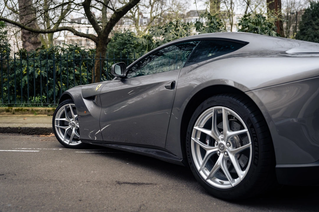 2013 Ferrari F12berlinetta - Image 25 of 31
