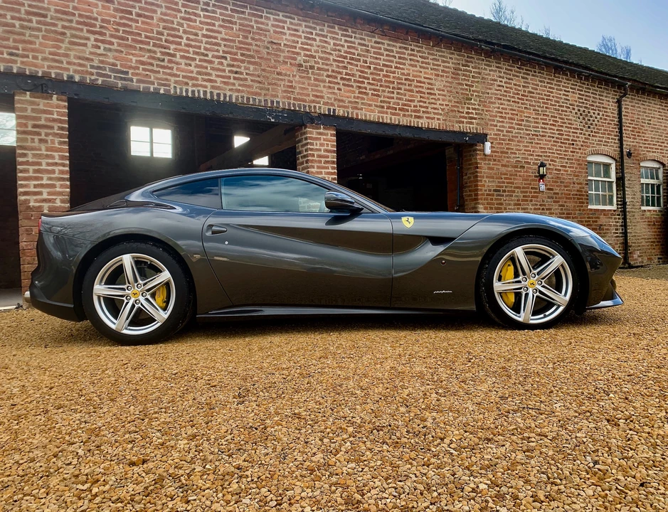 2013 Ferrari F12berlinetta - Image 9 of 31