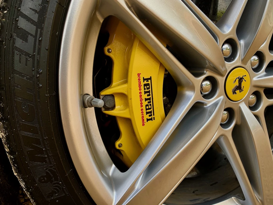 2013 Ferrari F12berlinetta - Image 13 of 31