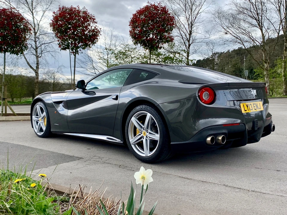 2013 Ferrari F12berlinetta - Image 28 of 31