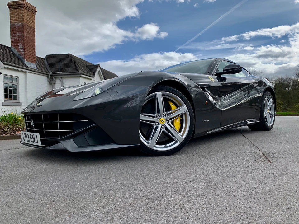 2013 Ferrari F12berlinetta - Image 7 of 31
