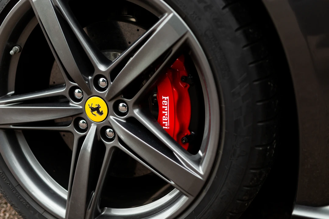 2013 Ferrari F12berlinetta - Image 26 of 31
