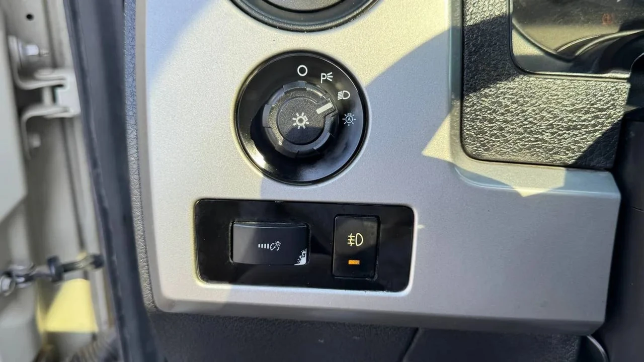 2013 Ford F-150 12th Gen - Image 16 of 31