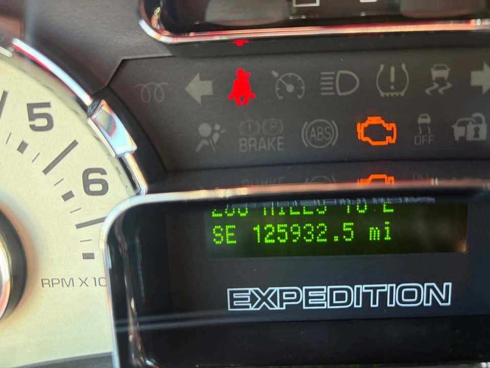 2013 Ford Expedition 3rd Gen - Image 19 of 20