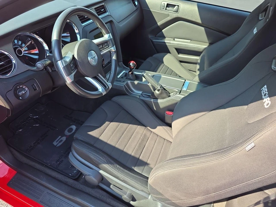 2013 Ford S197 Mustang - Image 4 of 12