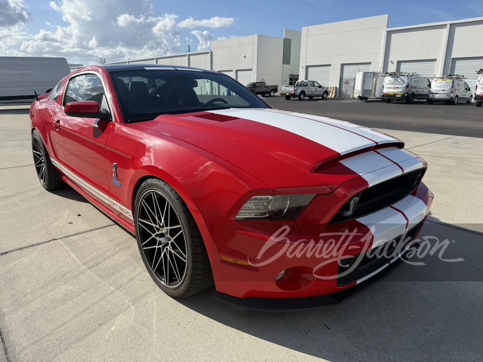 2013 Ford S197 II Shelby Mustang GT500 - Image 26 of 30