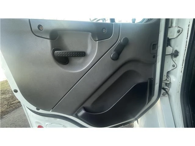 2013 Freightliner - Image 13 of 18