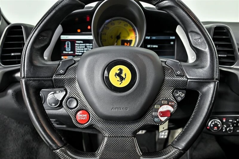 2013 Ferrari 458 Italia - Image 27 of 31