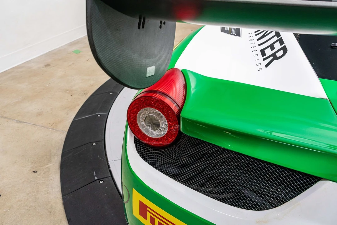 2013 Ferrari 458 - Image 21 of 31