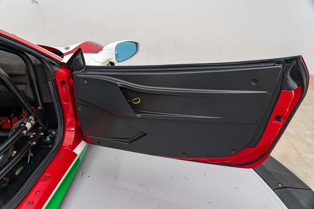 2013 Ferrari 458 - Image 24 of 31