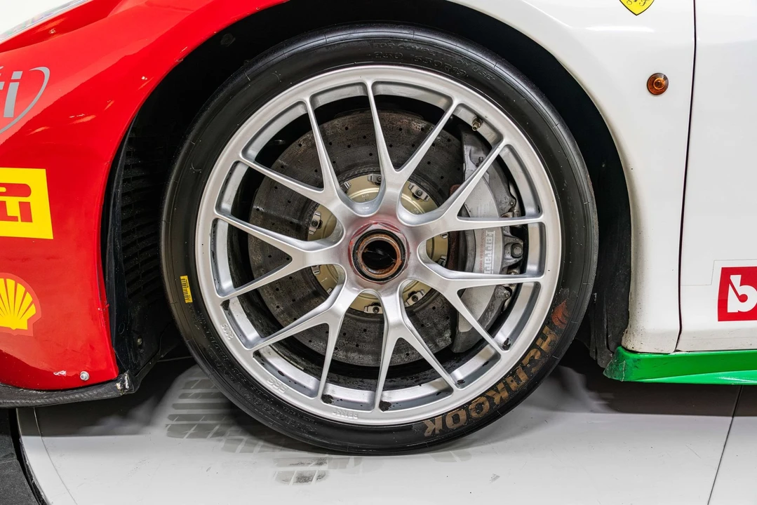 2013 Ferrari 458 - Image 13 of 31