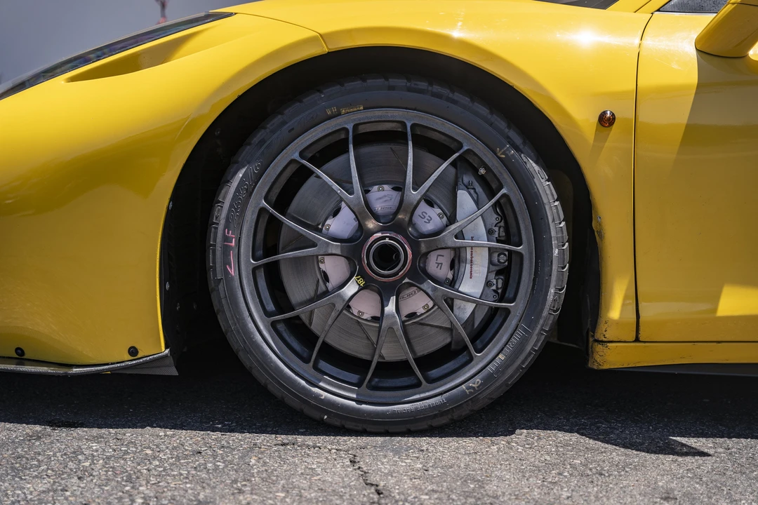 2013 Ferrari 458 - Image 17 of 31