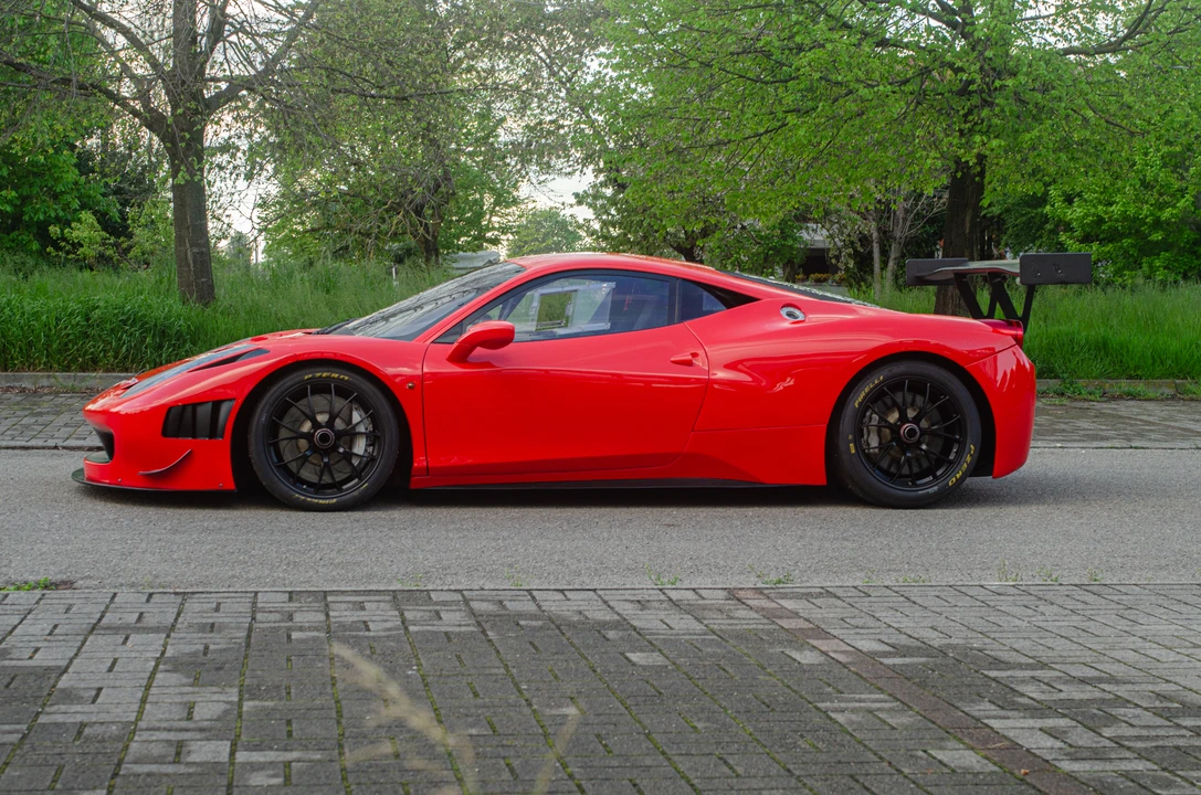 2013 Ferrari 458 - Image 8 of 31