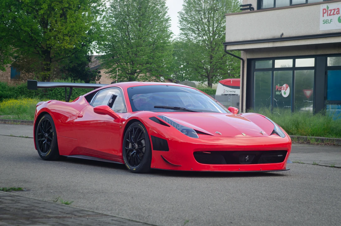 2013 Ferrari 458 - Image 3 of 31