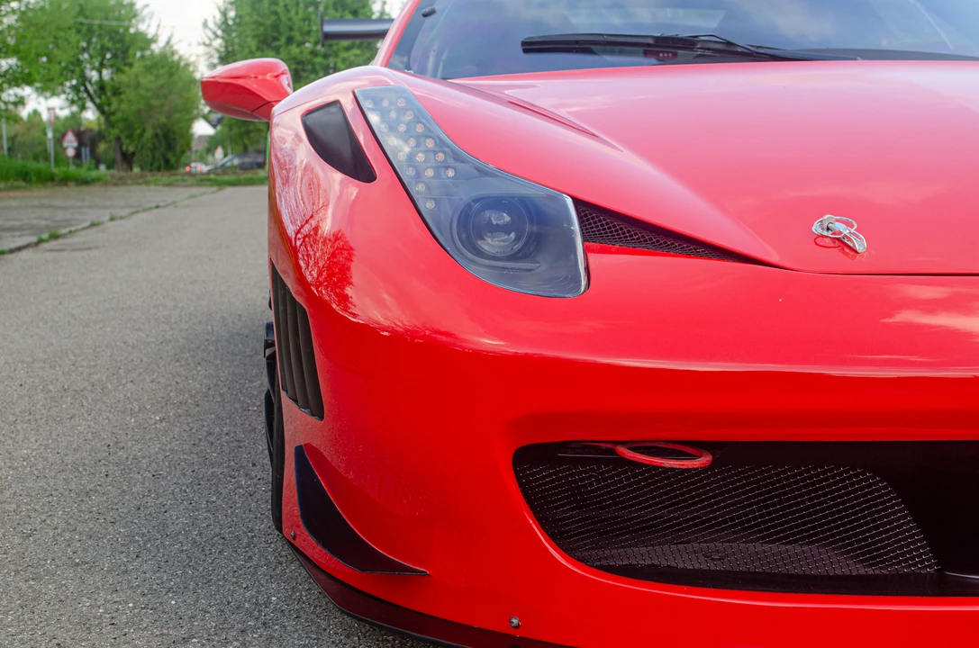 2013 Ferrari 458 - Image 17 of 31