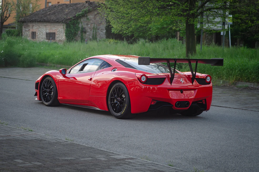 2013 Ferrari 458 - Image 7 of 31