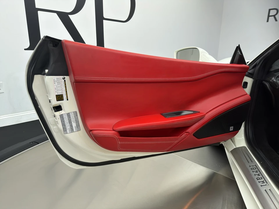 2013 Ferrari 458 Spider - Image 22 of 24