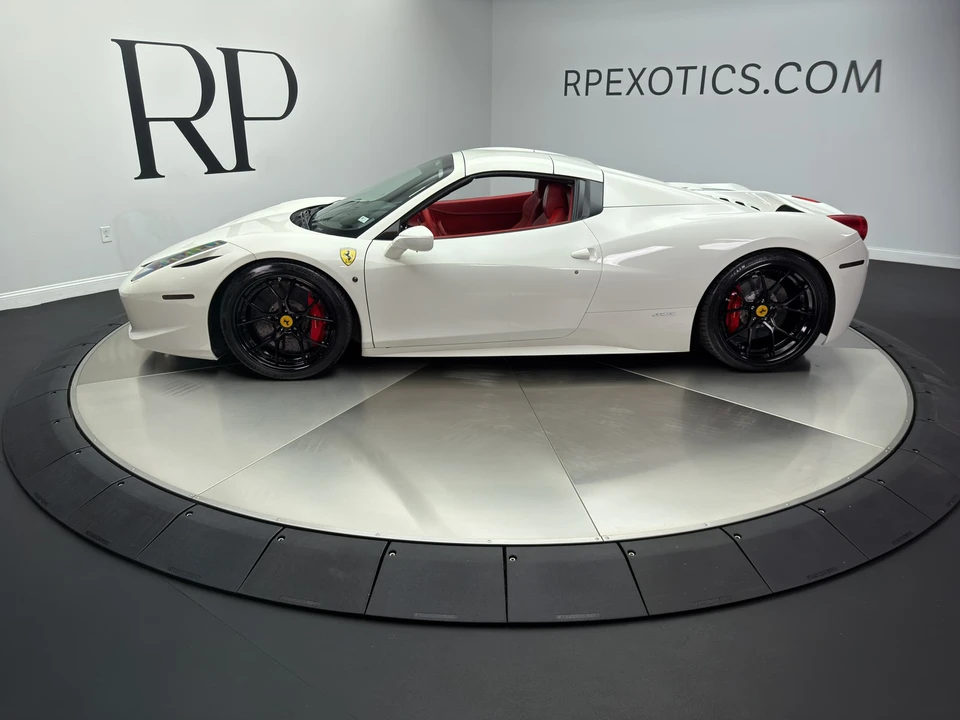2013 Ferrari 458 Spider - Image 11 of 24