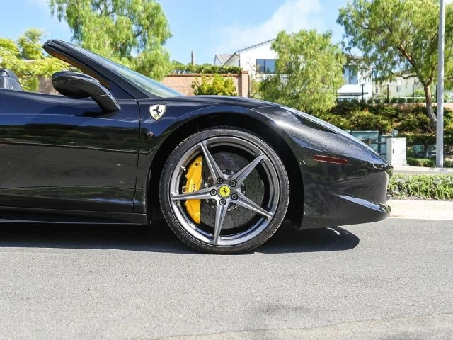 2013 Ferrari 458 Spider - Image 17 of 31