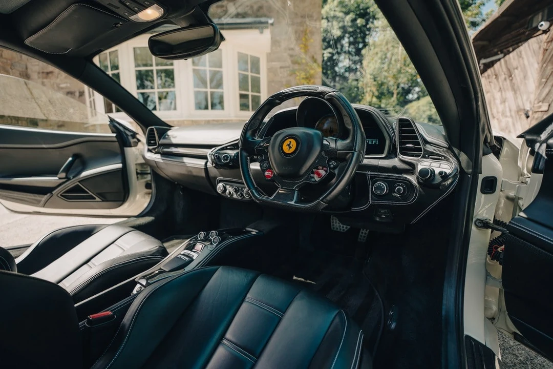 2013 Ferrari 458 Italia - Image 27 of 30
