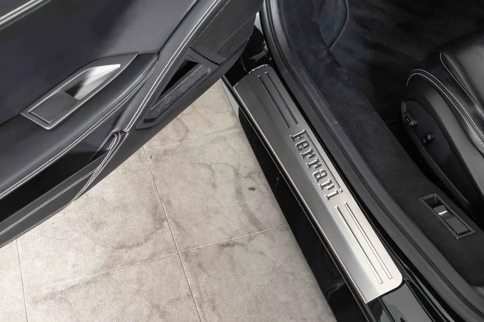 2013 Ferrari 458 Italia - Image 11 of 20