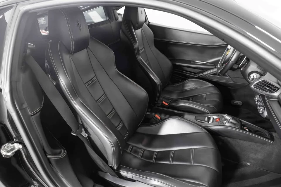 2013 Ferrari 458 Italia - Image 17 of 20