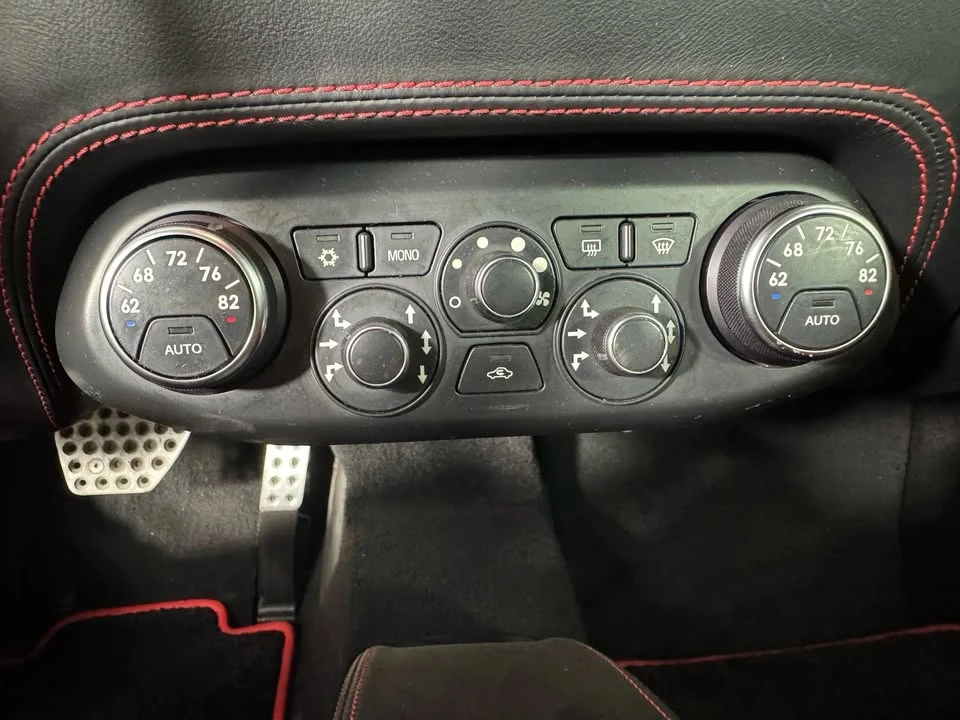 2013 Ferrari 458 Italia - Image 10 of 19