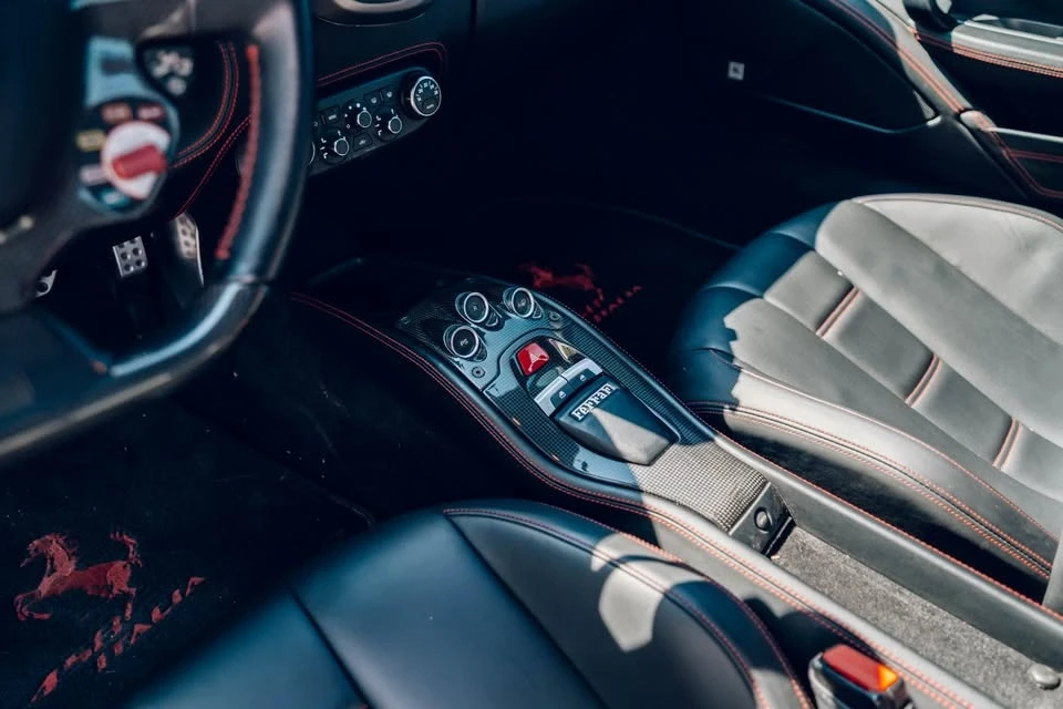 2013 Ferrari 458 Italia - Image 14 of 18