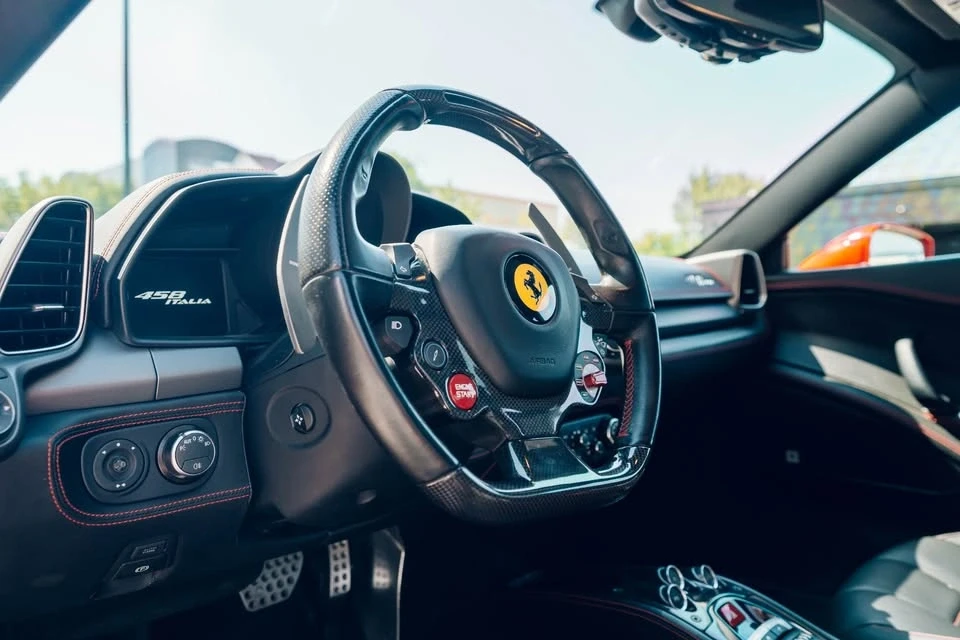 2013 Ferrari 458 Italia - Image 15 of 18